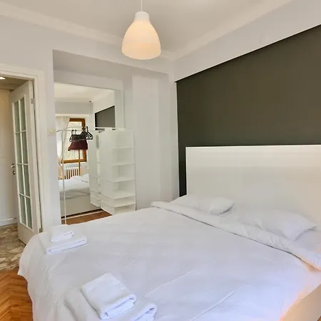 Апартаменты Best Loc In Nisantasi 8 Person